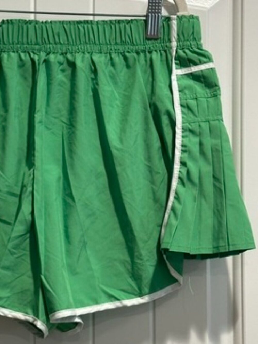 NWT Free People Movement Easy Tiger Shorts Kelly Green size- MEDIUM - Picture 3 of 6